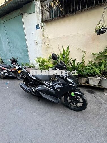 Xe tay ga Honda 150 2021 Bạc Đen Đã qua sử dụng