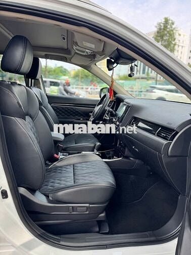 Mitsubishi Outlander 2022 2.0 Premium - 33000 km