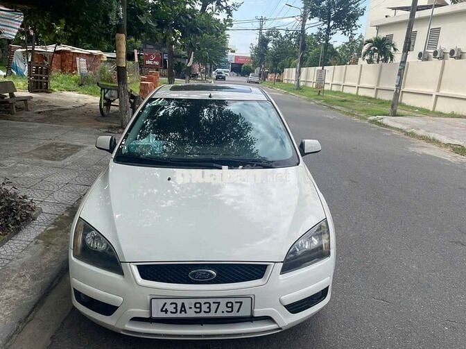 Bán Focus bản full ghế điện cửa sổ trời xe đẹp