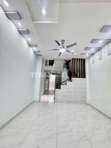 NHÀ 3 TẦNG BTCT TK SANG TRỌNG HIỆN ĐẠI, 67M2, HXH,NGAY HIỆP THÀNH CITY