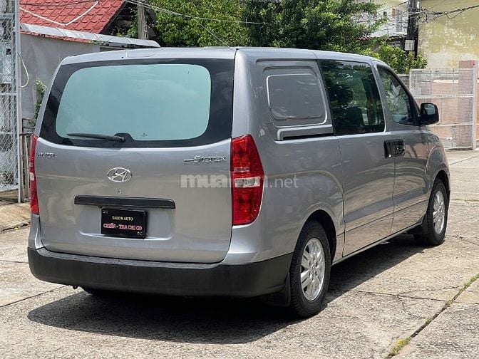 BÁN  HYUNDAI STAREX ĐỜI 2017, 6 CHỖ