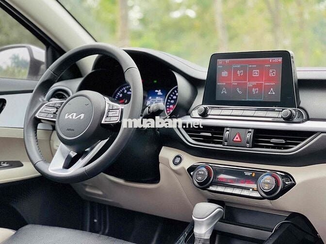 Kia K3 2021 Luxury 1.6 AT - 20000 km