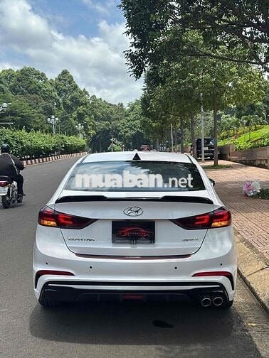 Hyundai Elantra 2018 Sport 1.6 Turbo