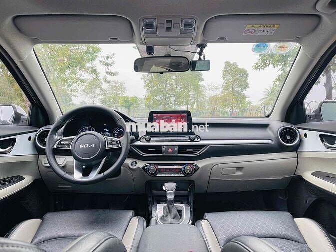 Kia K3 2021 Luxury 1.6 AT - 20000 km