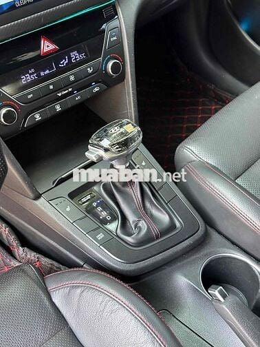 Hyundai Elantra 2018 Sport 1.6 Turbo