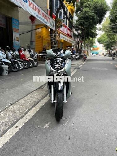 Honda SH vn 125, màu xám bạc có hỗ trợ trả góp