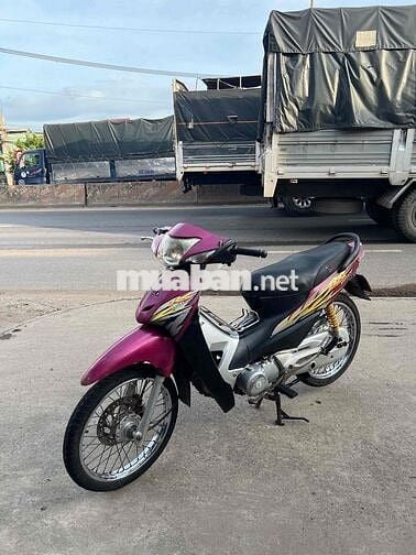 Cần bán Gấp Xe Rs máy móc êm zin . Đầy đủ chức năg