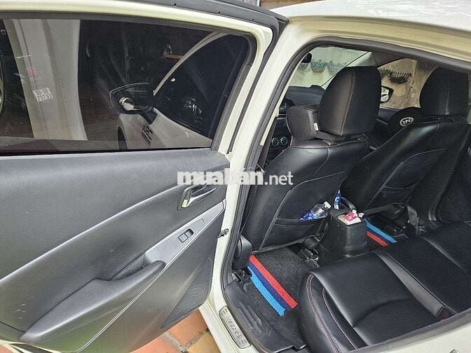 Mazda 2 2017  1.5 AT Sedan