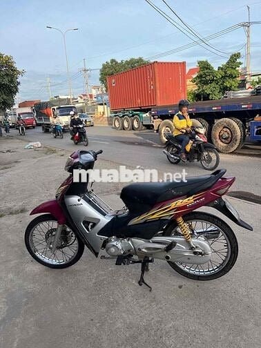 Cần bán Gấp Xe Rs máy móc êm zin . Đầy đủ chức năg