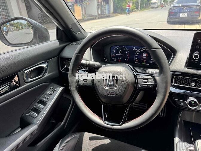 Honda Civic 2023 RS 1.5 AT - 21000 km siêu lướt