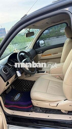 Ford Everest 2012 2.5L 4x2 AT - 17000 km