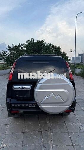 Ford Everest 2012 2.5L 4x2 AT - 17000 km
