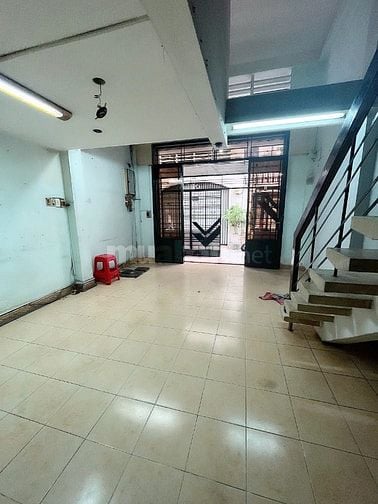 Bán Nhà Hẻm Đường Lý Chính Phường 7 Quận 3 4,2x12m 1 Trệt 3 Lầu ST 7PN