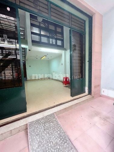 Bán Nhà Hẻm Đường Lý Chính Phường 7 Quận 3 4,2x12m 1 Trệt 3 Lầu ST 7PN