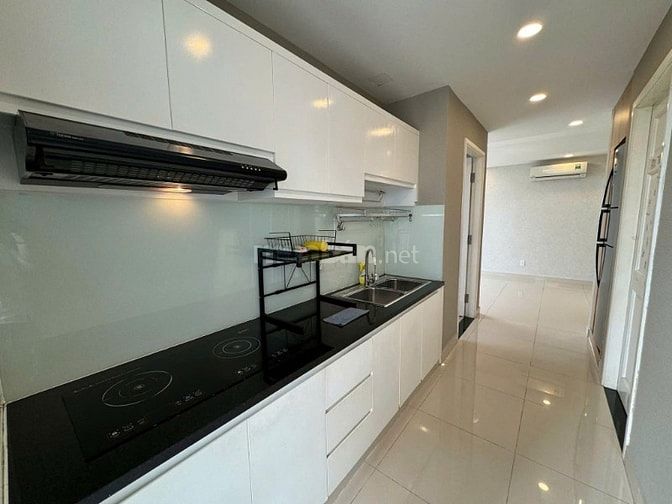 Cao ốc Phú Nhuận, 20 Hoàng Minh Giám, Phú Nhuận: 75m2, 2p ngủ, 12,5tr/