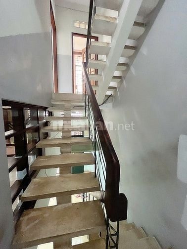 Bán Nhà Hẻm Đường Lý Chính Phường 7 Quận 3 4,2x12m 1 Trệt 3 Lầu ST 7PN