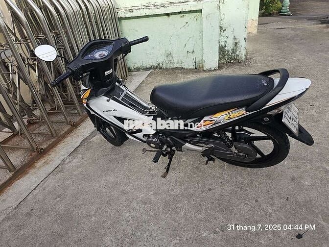 Lên đời cần bán lại cho ai cần