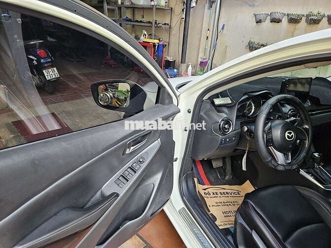 Mazda 2 2017  1.5 AT Sedan