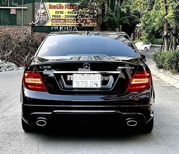 Mercedes Benz C Class 2012 - Màu Đen Sang Trọng