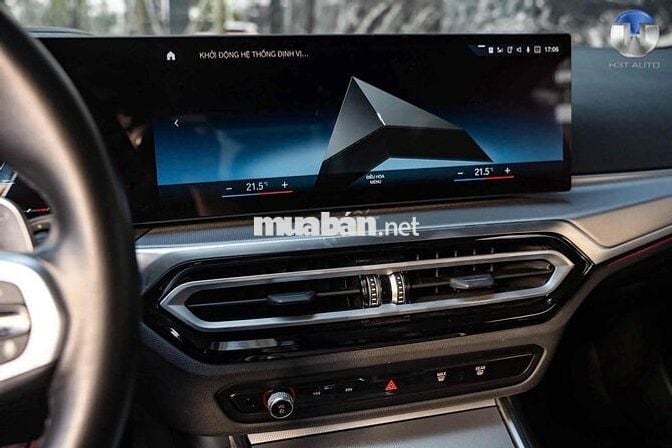 BMW 3 Series 2023 320i M Sport - 26000 km