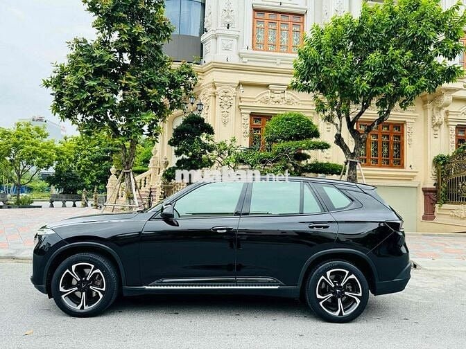 VinFast Lux SA2.0 2022 - 69999 km