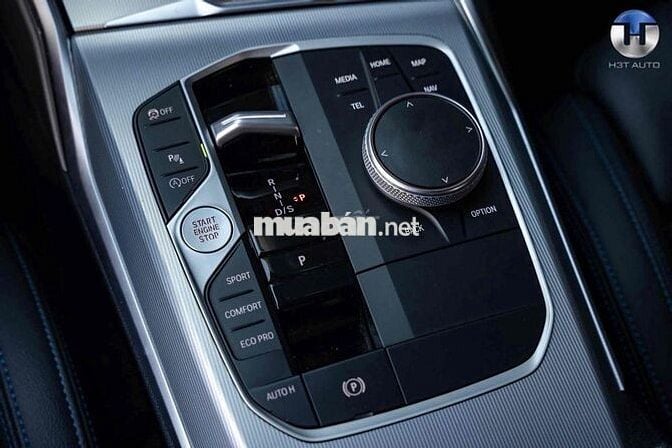 BMW 3 Series 2023 320i M Sport - 26000 km