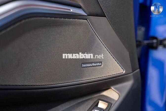 BMW 3 Series 2023 320i M Sport - 26000 km