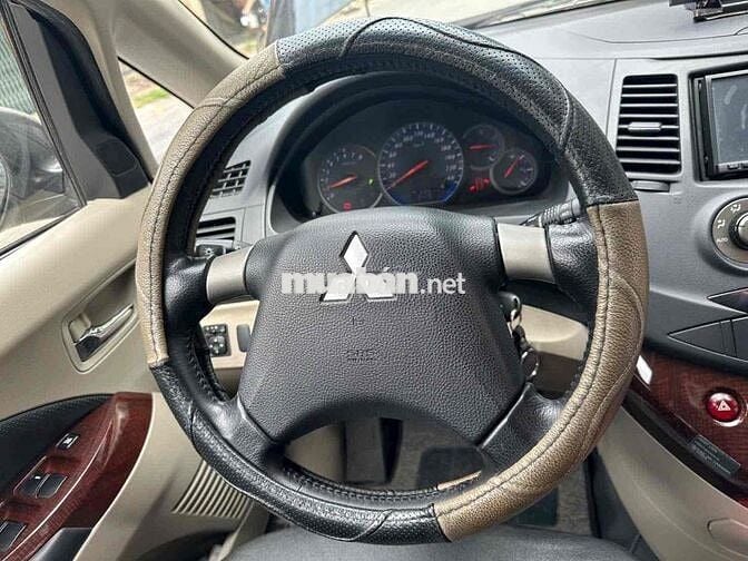 Grandis AT 2009 một chủ chạy 34.000km quá mới