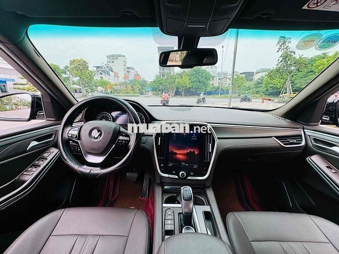 VinFast Lux SA2.0 2022 - 69999 km