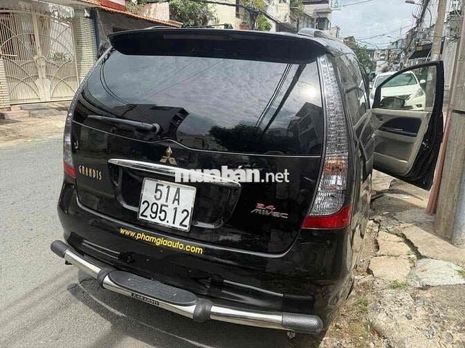 Grandis AT 2009 một chủ chạy 34.000km quá mới