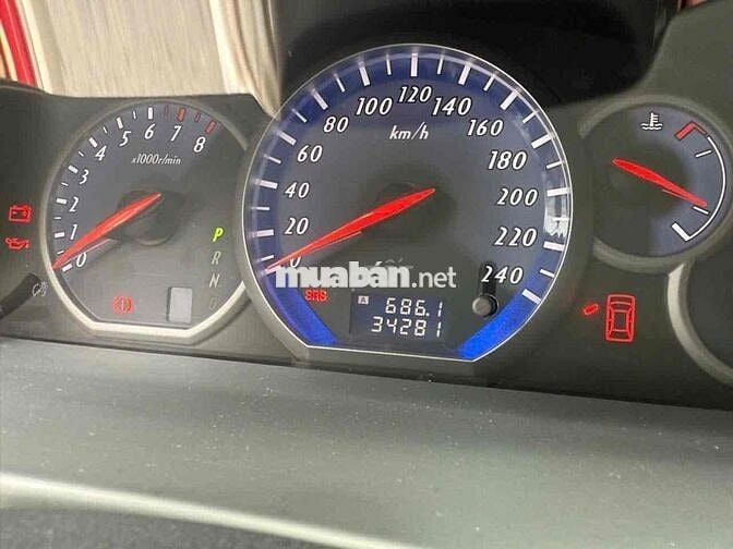 Grandis AT 2009 một chủ chạy 34.000km quá mới