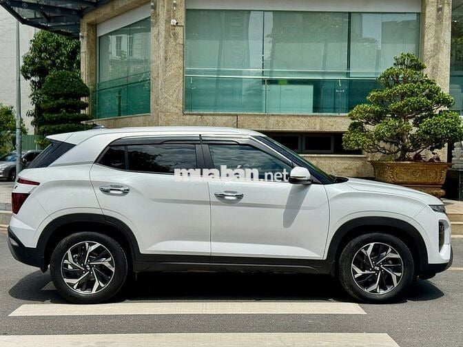 Hyundai Creta 2022 Cao cấp - Trắng - 4v1km