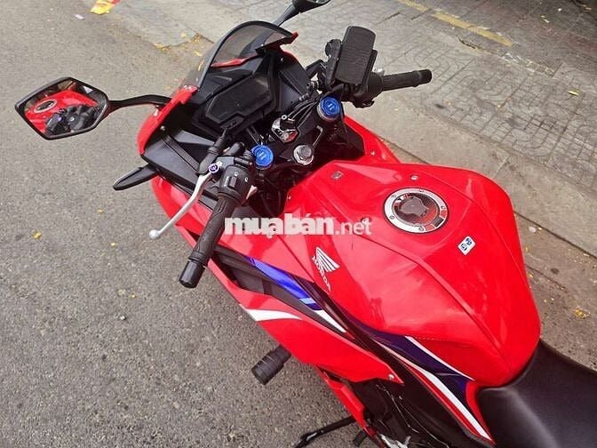 Cbr150 bản Abs 2023 xe 1 chủ mua mới.Lên đồ chơi