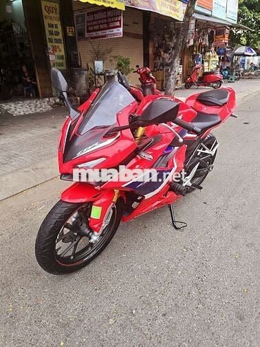 Cbr150 bản Abs 2023 xe 1 chủ mua mới.Lên đồ chơi