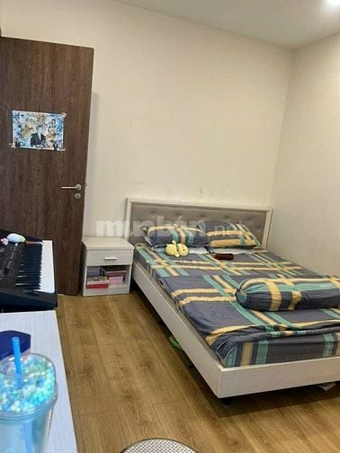Cho thuê căn hộ cao cấp gần Sân bay TSN, full nội thất.