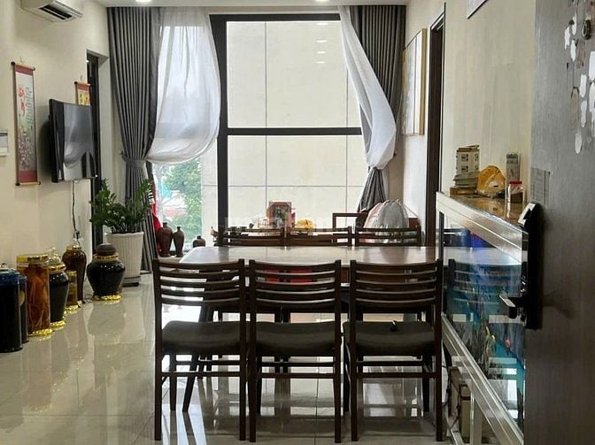 Cho thuê căn hộ cao cấp gần Sân bay TSN, full nội thất.