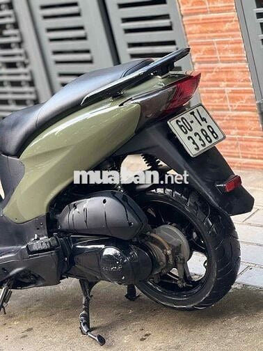 Xe nhà đang đi, bao tranh chấp