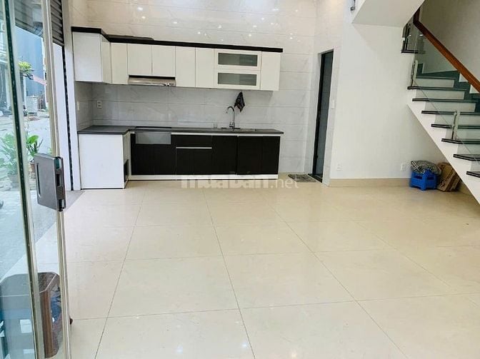 BÁN NHÀ LÔ GÓC 3 TẦNG TĐC XI MĂNG, SỞ DẦU, HỒNG BÀNG GIÁ CHỈ 4 TỶ