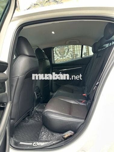 Mazda 3 2024 1.5L Luxury - 21999 km