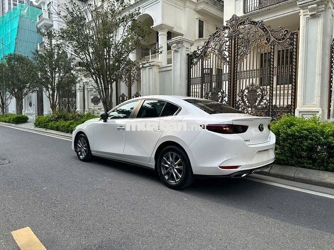Mazda 3 2024 1.5L Luxury - 21999 km