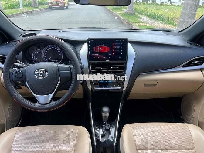 Bán Toyota Yaris 1.5G CVT 2019 1 chủ mua mới