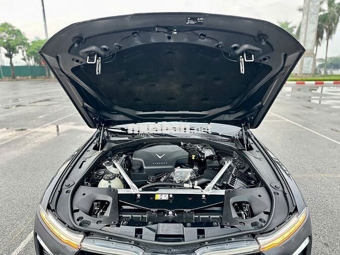 VinFast Lux A2.0 2019 2.0 AT - 46000 km