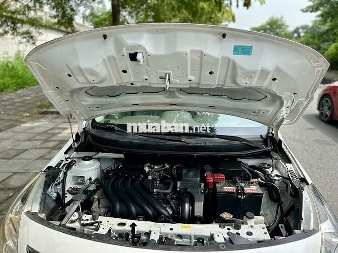Nissan Sunny 2019 XL - 90000 km