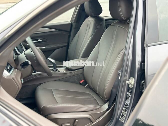 VinFast Lux A2.0 2019 2.0 AT - 46000 km