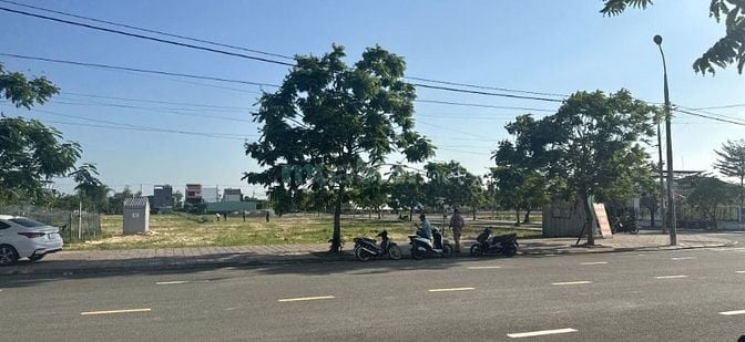 Bán đất nền ven Đà Nẵng, trục đường 7,5m. Giá chỉ 17m/m2. 