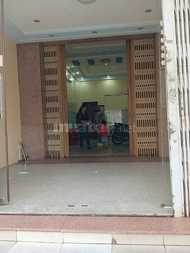 Cho thuê nhà mặt tiền Lũy Bán Bích, P.Hiệp Tân, Q.Tân Phú giá 17tr