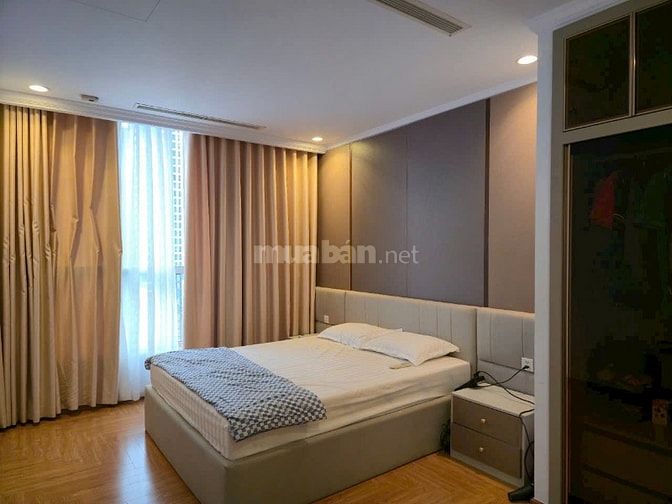 Chung cư Satra, Phan Đăng Lưu, PN: 2p ngủ, 2wc, NT mới, 17triệu, 90m2 