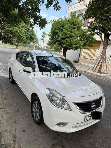 Nissan Sunny 2015 XV - 80000 km