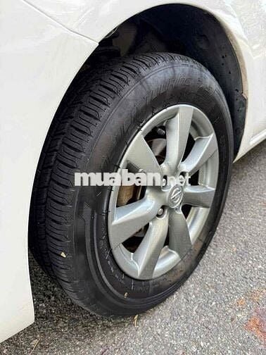 Nissan Sunny 2015 XV - 80000 km