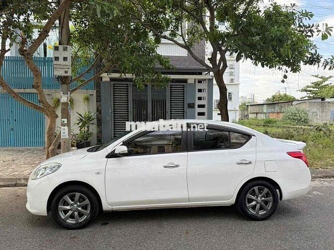Nissan Sunny 2015 XV - 80000 km